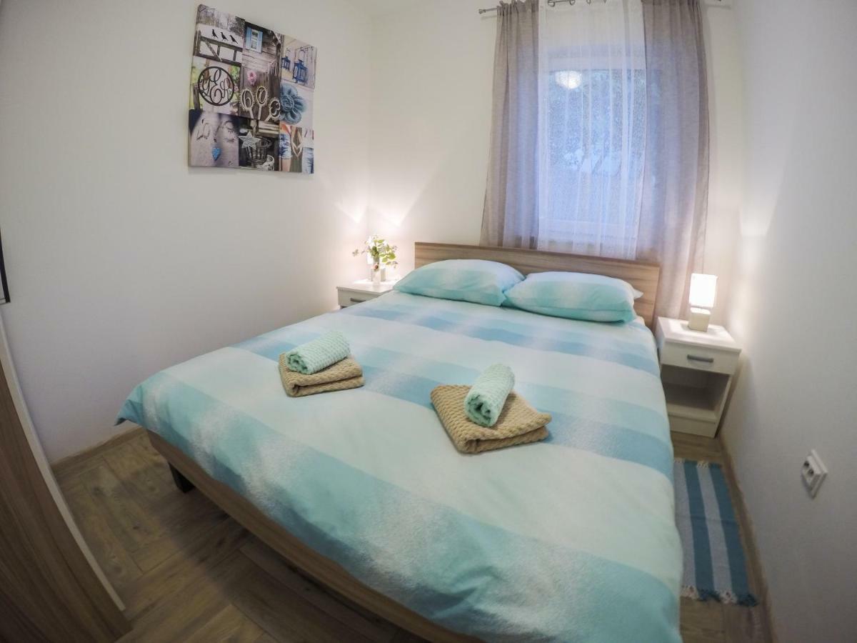 Kuca Za Odmor Natalija Villa Pula Dış mekan fotoğraf